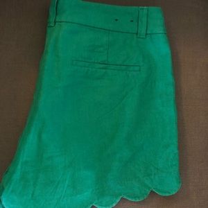J Crew scalloped hem linen shorts.  Size 10.